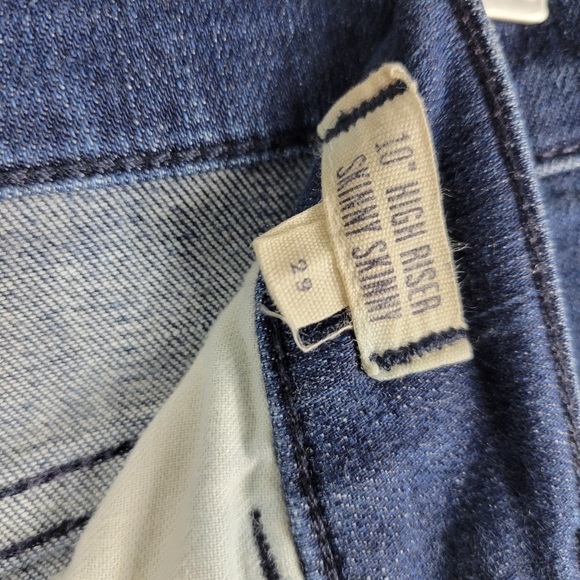 Madewell High Riser 10in Skinny Skinny Jeans - Picture 9 of 10